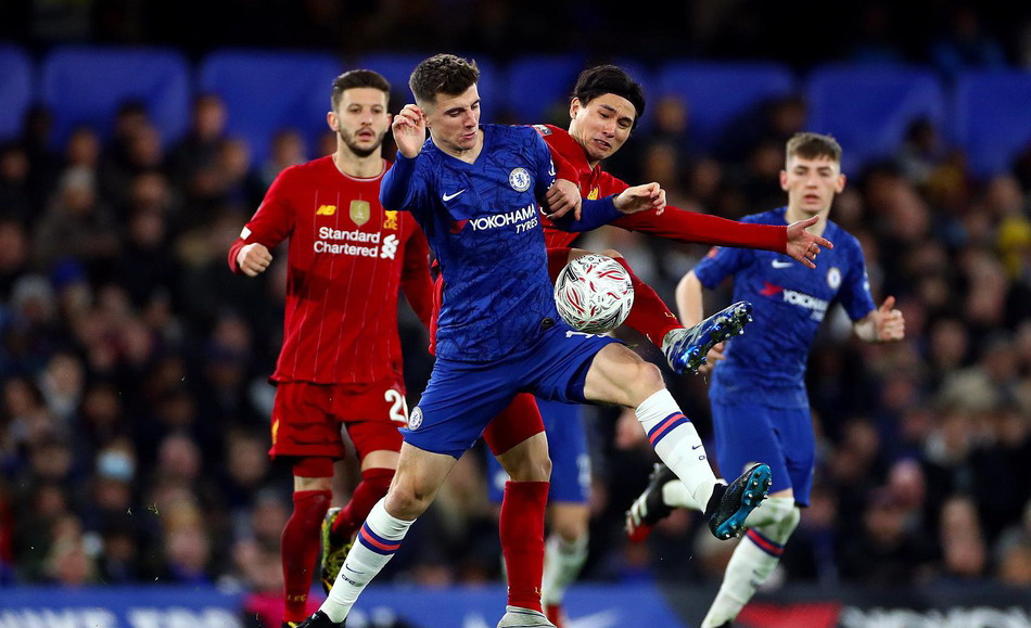 中国大学篮球稳步前行期待蜕变