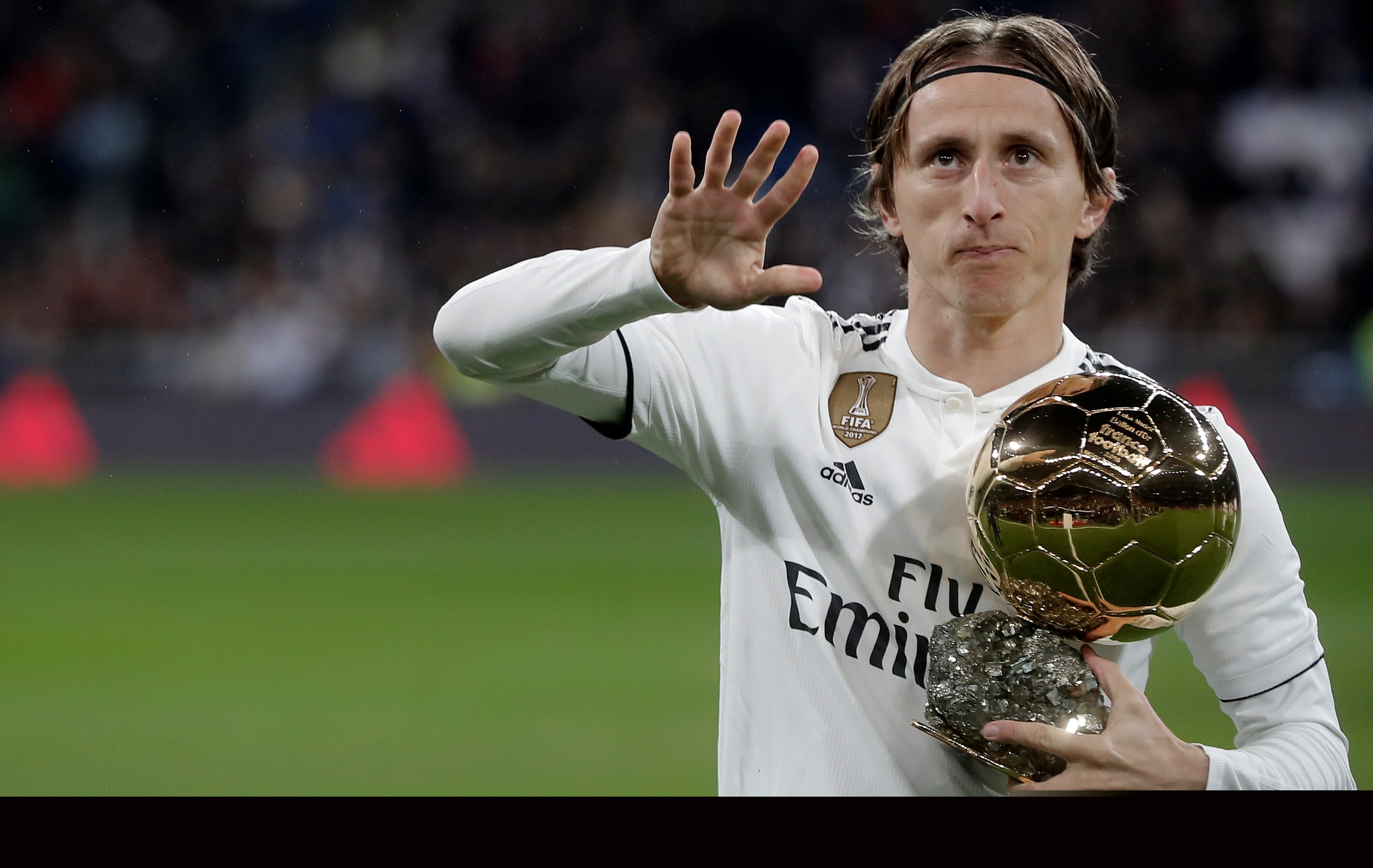 全英羽球赛｜2局挫印尼女双 乐娜直闯8强