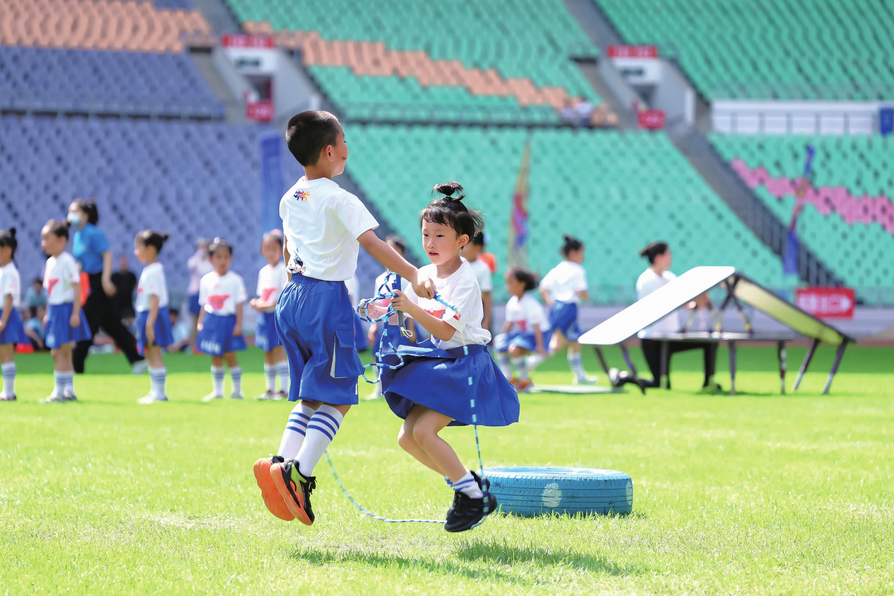 2025 年 12 月 27 日：大联盟官方正式将“投球计时器”技术出口至多个国家级棒球联赛